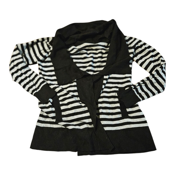 Small Gray and Black Long Sleeve Open Cardigan - Picture 1 of 6